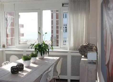 Beautiful Seaview Appartment At Scheveningen Beach! location